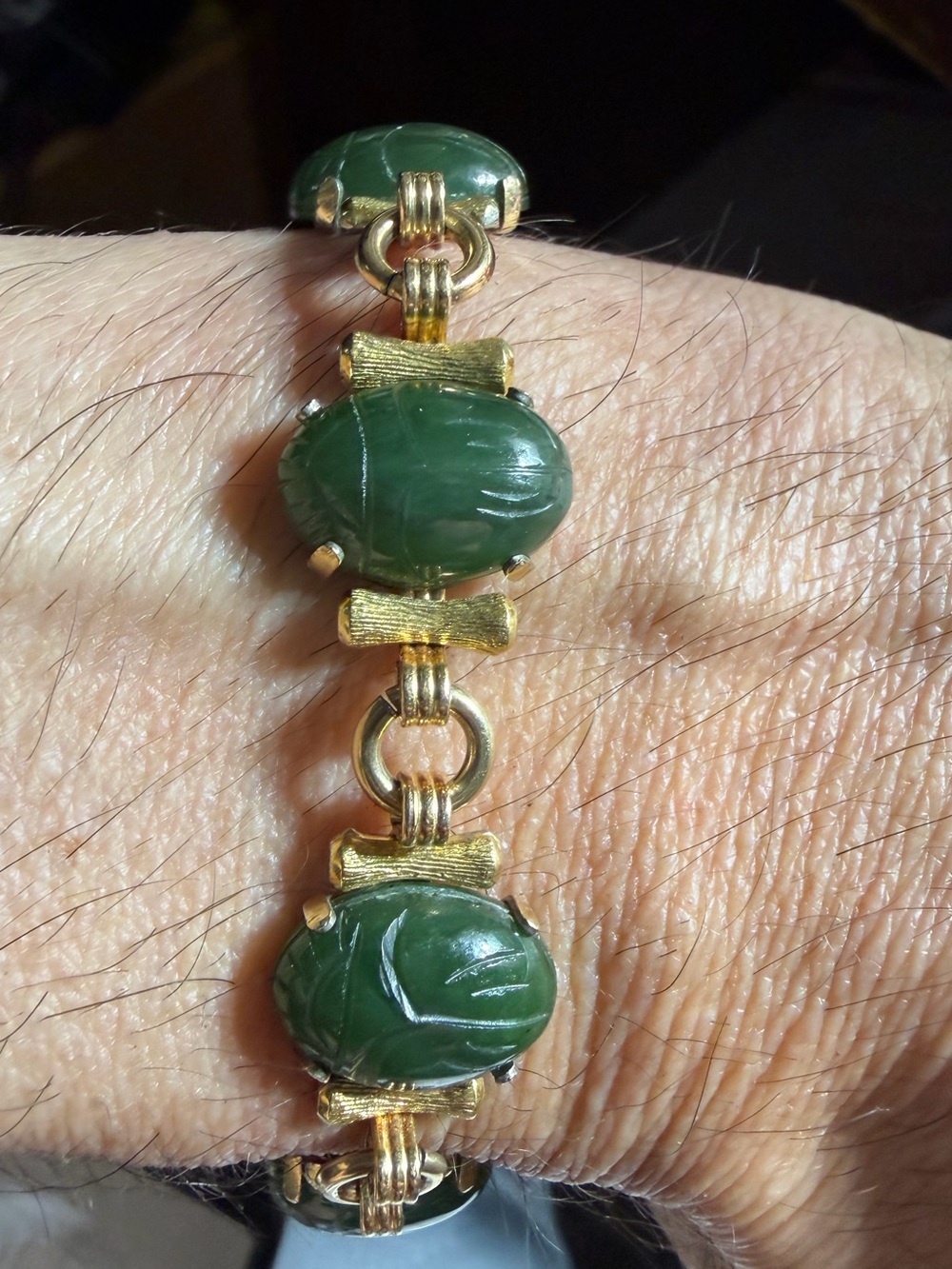 Vintage Gold Tone Green Scarab Stone Bracelet 8”